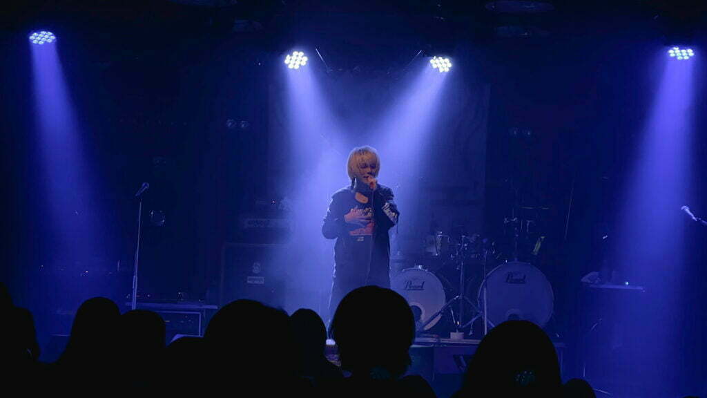 19 - D=OUT「FLASHBACK」XV aniversario en OSAKA MUSE (Live Report). - Nippongaku
