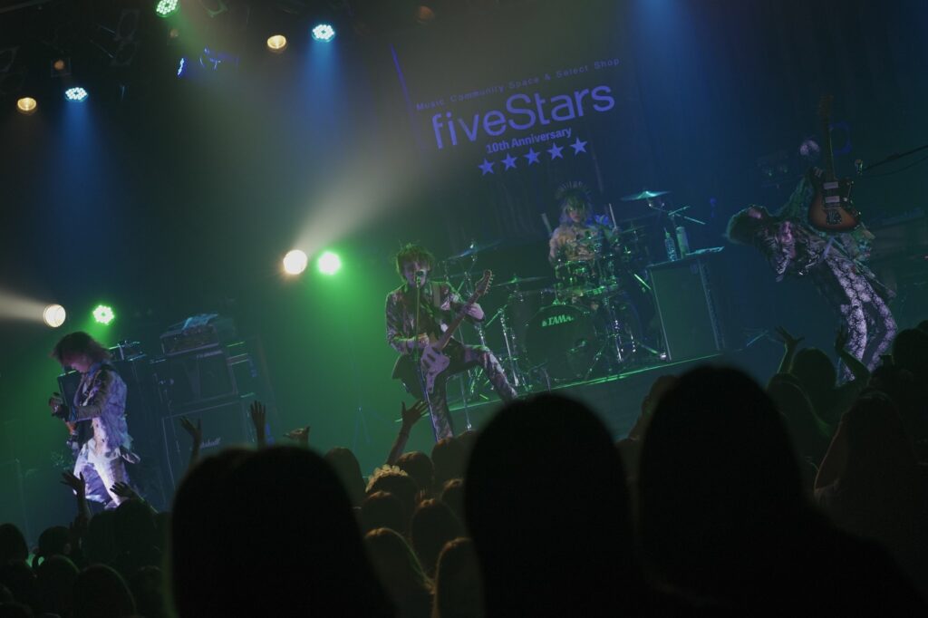 dof4 - Develop One's Faculties. fiveStars 10th ANNIVERSARY LIVE. 『A LIVE』@名古屋DIAMOND HALL【ライブレポート】 - NIPPONGAKU