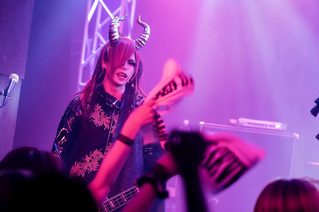 word image 3050 4 - 【Live Report】SARIGIA 「LAST ONEMAN TOUR - S A R I G I A -」(Shinsaibashi JUZA) - NIPPONGAKU